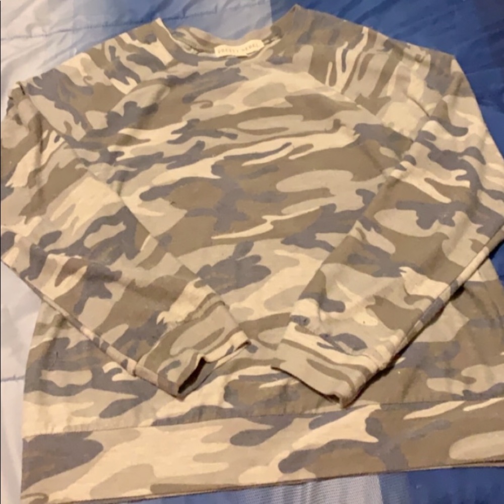 Pretty Rebel Belk brand long sleeve